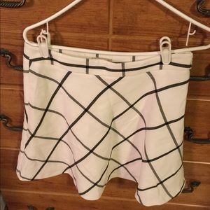 Women’s flair skirt